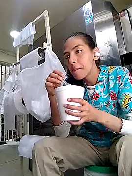 Snapshot of Alisson_420 chatting on 12.02.25 Alisson 420 online show from 12.02.25