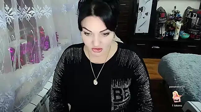 Snapshot of Lady_Boom_Wild_ chatting on 01.14.25 Lady Boom Wild  online show from 01.14.25