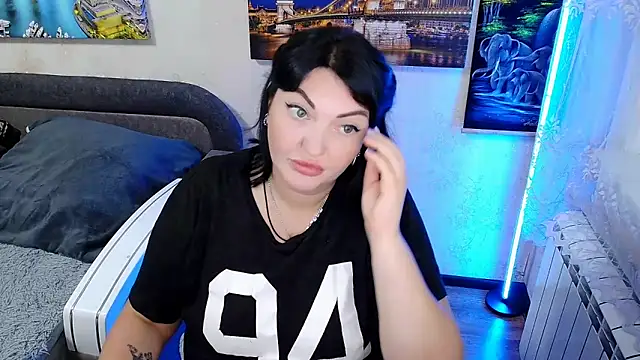 Snapshot of Lady_Boom_Wild_ chatting on 09.18.25 Lady Boom Wild  online show from 09.18.25