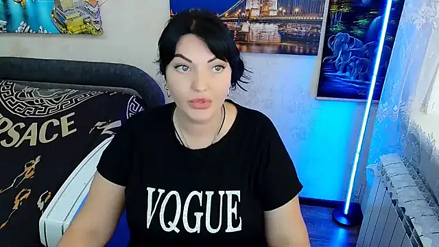 Snapshot of Lady_Boom_Wild_ chatting on 09.23.25 Lady Boom Wild  online show from 09.23.25