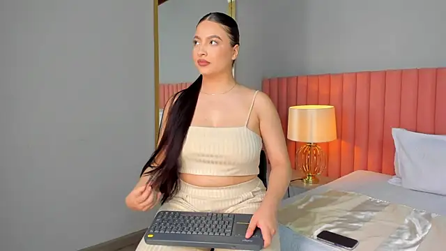 NathRossi online show from 02.16.25