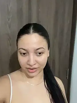 NathRossi online show from 02.20.25