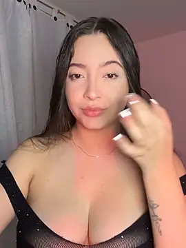 NathRossi online show from 10.18.25