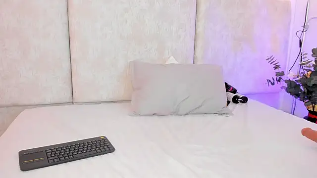 Astorath angel  online show from 12.18.25