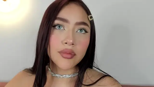 Snapshot of nicolle_pierce chatting on 02.04.26 nicolle pierce online show from 02.04.26