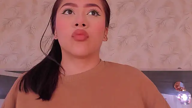 Snapshot of nicolle_pierce chatting on 02.28.26 nicolle pierce online show from 02.28.26