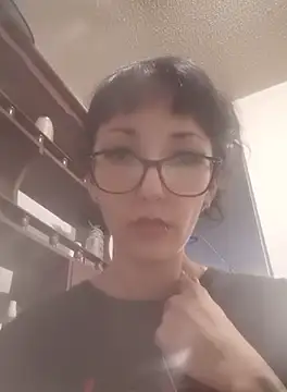 HighLilith online show from 10.05.25