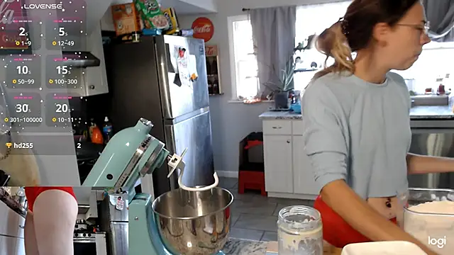 KSwonderland6 online show from 11.04.25