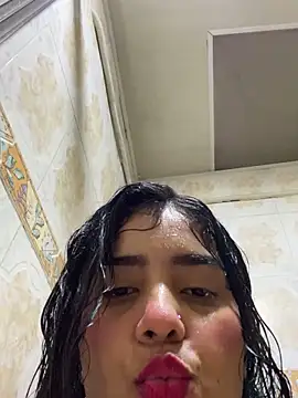 Urlovex1 online show from 02.08.25