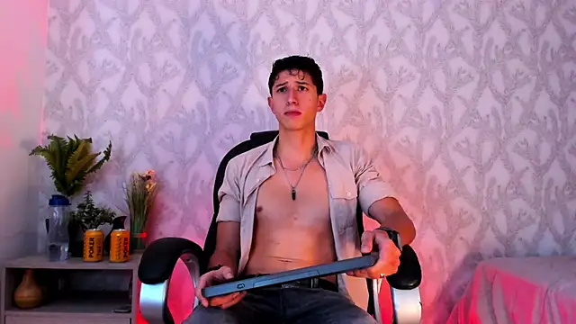 Dorianmistery2322  online show from 12.12.24