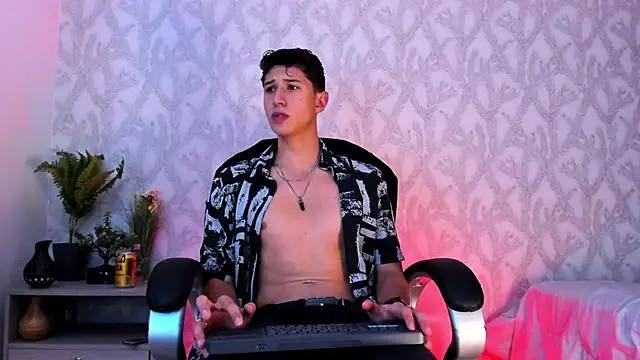 Dorianmistery2322  online show from 12.27.24