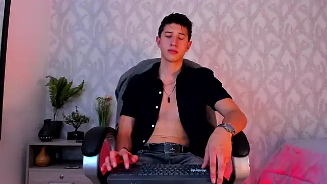 Dorianmistery2322  online show from 01.19.25