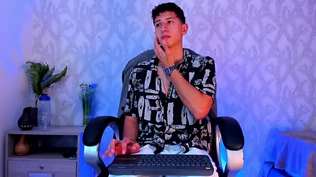 Dorianmistery2322  online show from 01.25.25