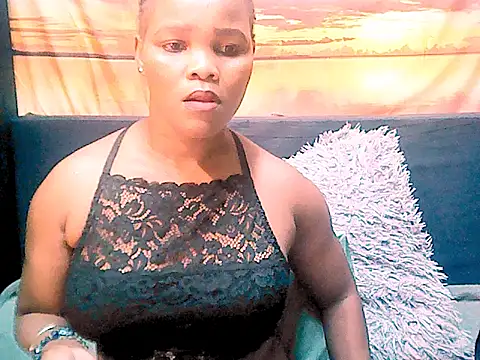 Snapshot of ebonyspicya chatting on 03.04.25 ebonyspicya online show from 03.04.25