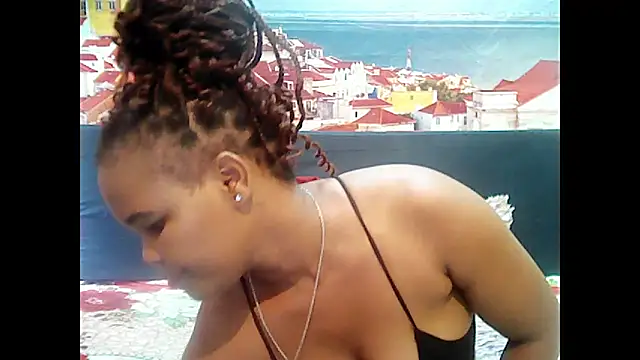 Snapshot of ebonyspicya chatting on 03.14.25 ebonyspicya online show from 03.14.25