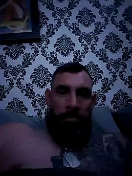 Snapshot of hornycouple6110 chatting on 12.12.24 hornycouple6110 online show from 12.12.24