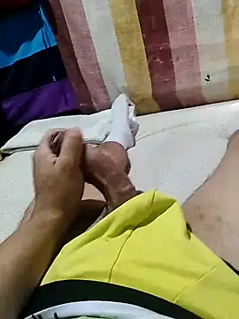 Snapshot of https_bebin chatting on 02.26.25 https bebin online show from 02.26.25