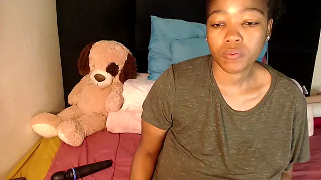 Busty-Londie online show from 02.26.26