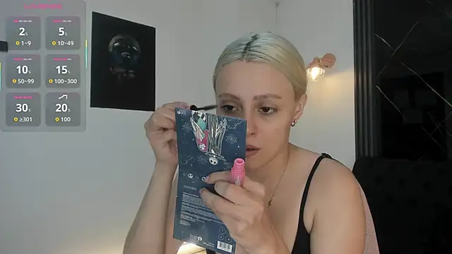 Snapshot of miacarperr1 chatting on 02.11.26 miacarperr1 online show from 02.11.26