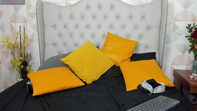 Tyler Rodriguez online show from 02.12.25