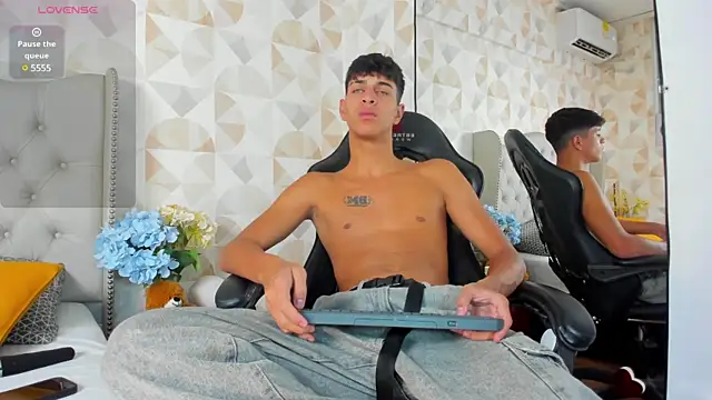 Tyler Rodriguez online show from 03.17.25