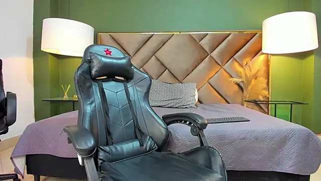 Tyler Rodriguez online show from 09.30.25