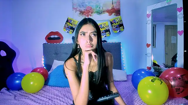 Snapshot of Amberx_Sweet chatting on 06.19.26 Amberx Sweet online show from 06.19.26