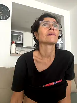 MireyaTorresGu online show from 09.30.25