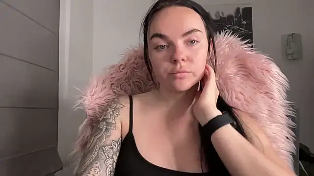 yorkshiregal online show from 12.11.24