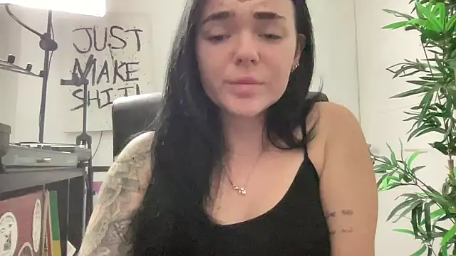 yorkshiregal online show from 11.27.25