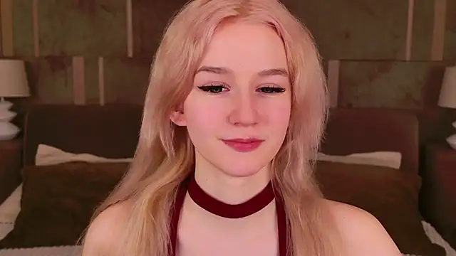 NaomiLoys online show from 03.16.25