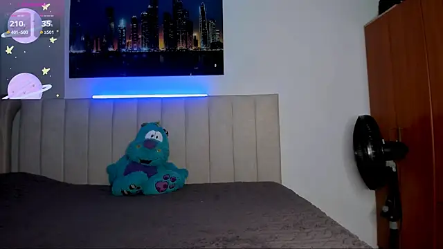 Snapshot of abigail_smith18 chatting on 01.10.26 abigail smith18 online show from 01.10.26