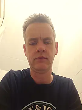 Snapshot of Hectorthyssen1 chatting on 05.28.26 Hectorthyssen1 online show from 05.28.26