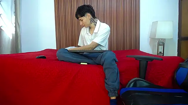 Snapshot of Zacktk7 chatting on 12.07.24 Zacktk7 online show from 12.07.24