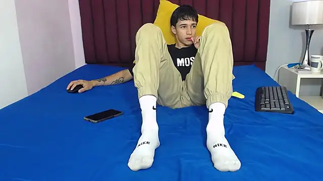 Snapshot of Zacktk7 chatting on 01.13.25 Zacktk7 online show from 01.13.25