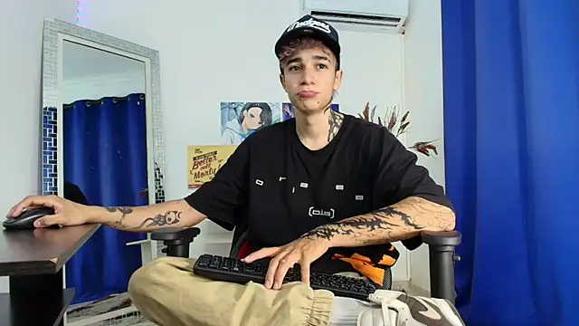 Snapshot of Zacktk7 chatting on 03.19.25 Zacktk7 online show from 03.19.25