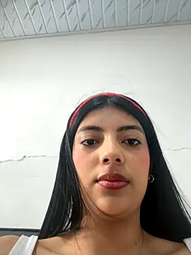 Baby Niels online show from 10.25.25