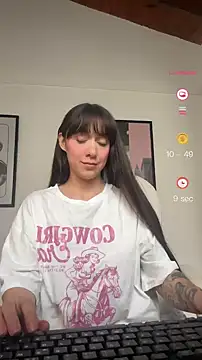 itsemiliasommer online show from 12.31.24