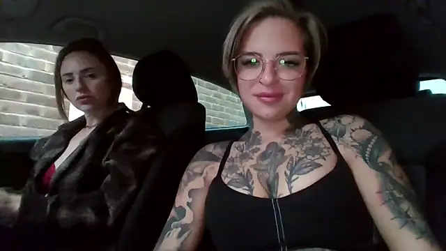 Snapshot of Alexandersonxo chatting on 12.21.24 Alexandersonxo online show from 12.21.24