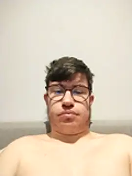 Snapshot of JulesG18 chatting on 02.11.26 JulesG18 online show from 02.11.26