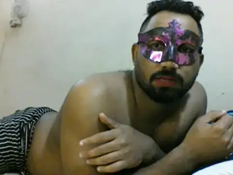 Snapshot of medo232586 chatting on 12.10.24 medo232586 online show from 12.10.24