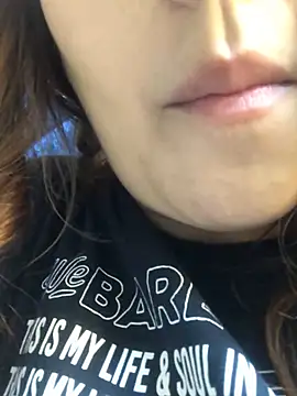 Snapshot of paulette_karim1 chatting on 12.18.24 paulette karim1 online show from 12.18.24