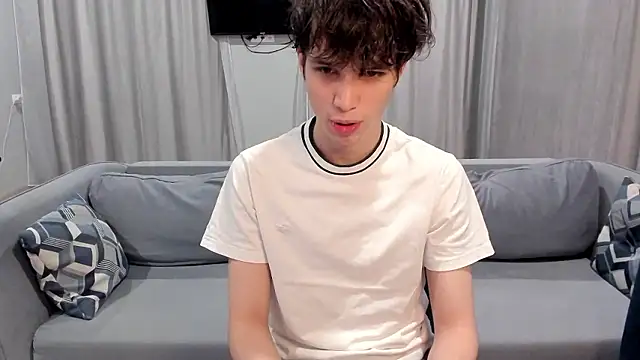 Im Shine Guy online show from 12.02.24