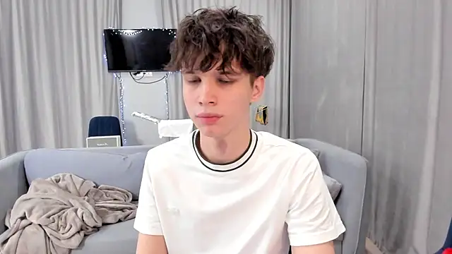 Im Shine Guy online show from 01.03.25