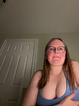 lexie lilacs online show from 01.12.25