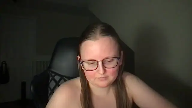 lexie lilacs online show from 02.18.25