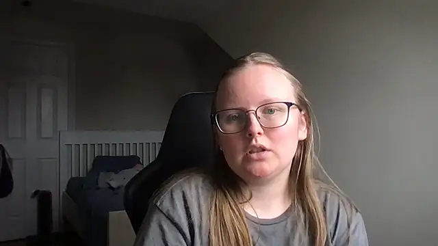 lexie lilacs online show from 02.27.25