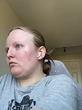 lexie lilacs online show from 03.21.25