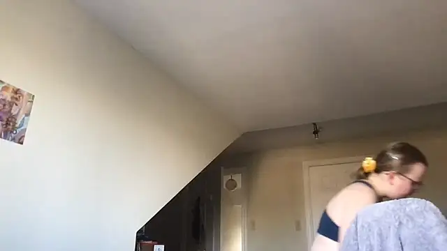 lexie lilacs online show from 09.12.25