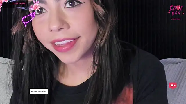 Snapshot of AndreaVelasco chatting on 07.13.26 AndreaVelasco online show from 07.13.26